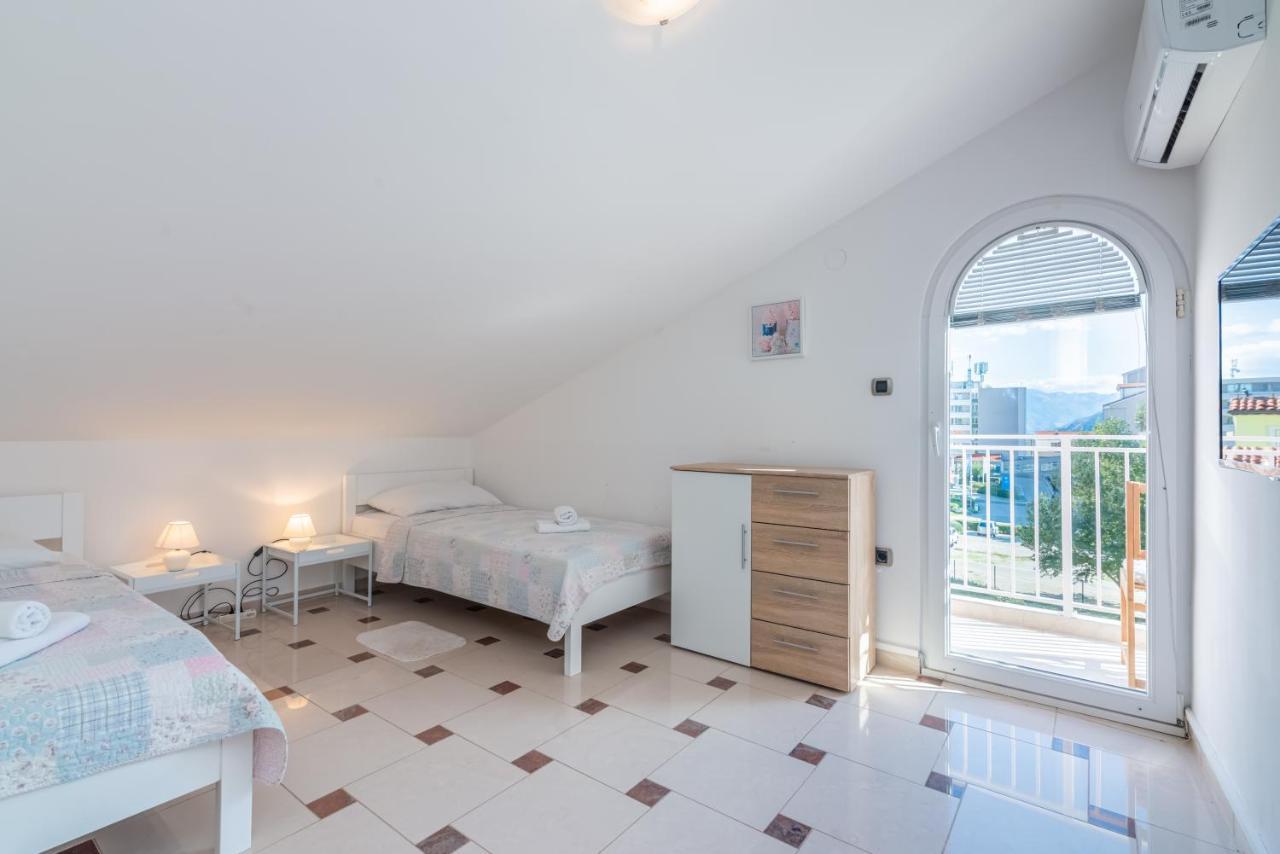 Beautiful Apartment Lovorka 6 , Baska, Krk Eksteriør bilde